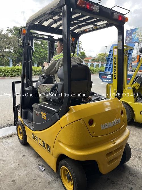 Komatsu FB15-12 Komatsu FB15-12