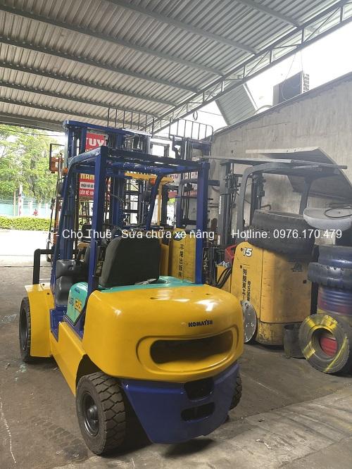Komatsu FD25-12 Komatsu FD25-12