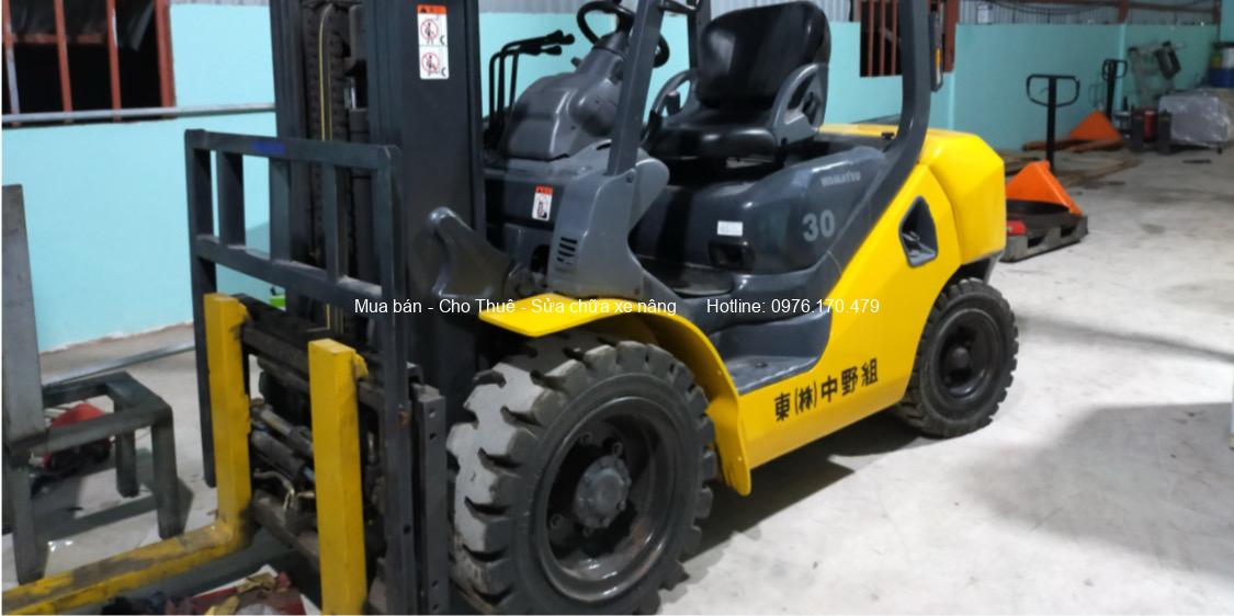 Địa chỉ mua bán xe nâng TPHCM nào là uy tín và giá rẻ? 2 Nên mua mới hay mua cũ tại địa chỉ mua bán xe nâng TPHCM