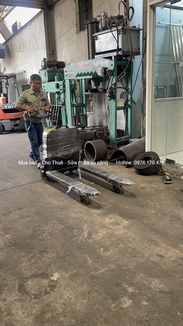 Xe nâng điện Pallet 1500Kg Xe nâng điện Pallet 1500Kg