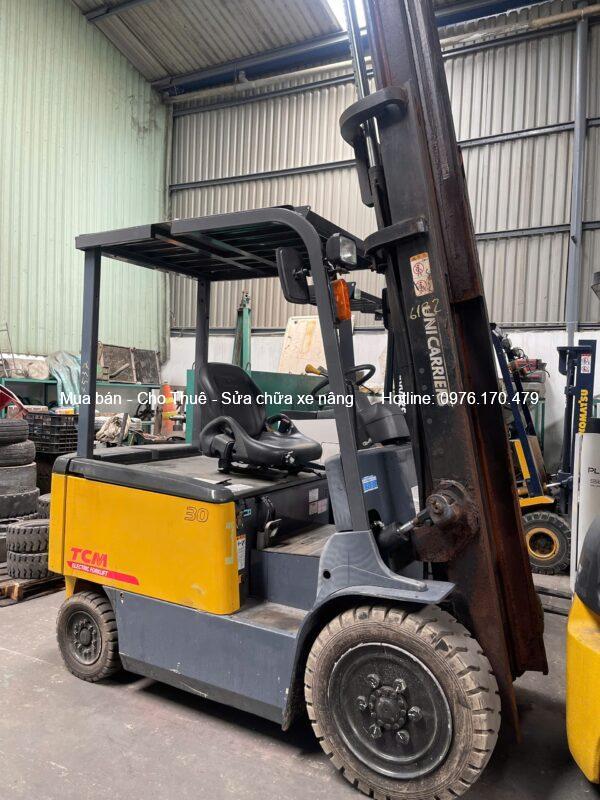 Xe nâng điện TCM FB30-8 Xe nâng điện TCM FB30-8